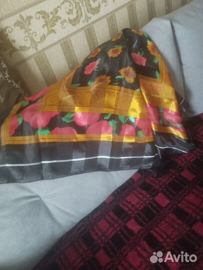 Платок женский новый с биркой