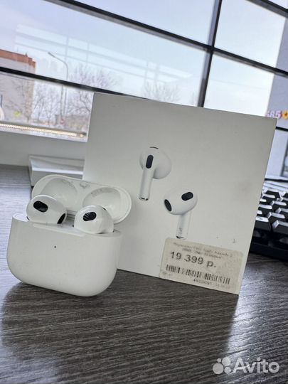 Беспроводные наушники apple airpods 3