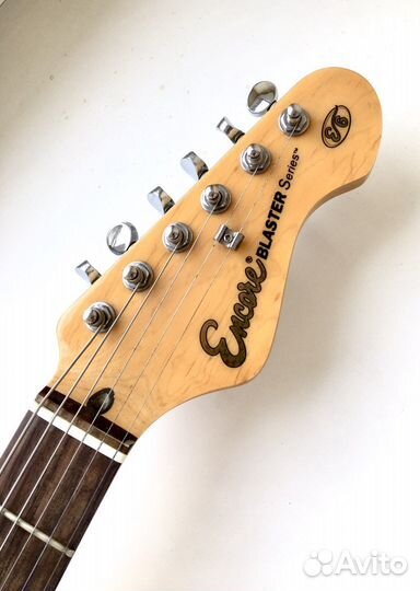 Электрогитара усилитель комплект