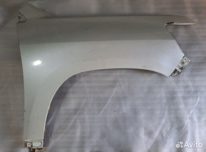 Крыло переднее правое Toyota Land-Cruiser 200 2016