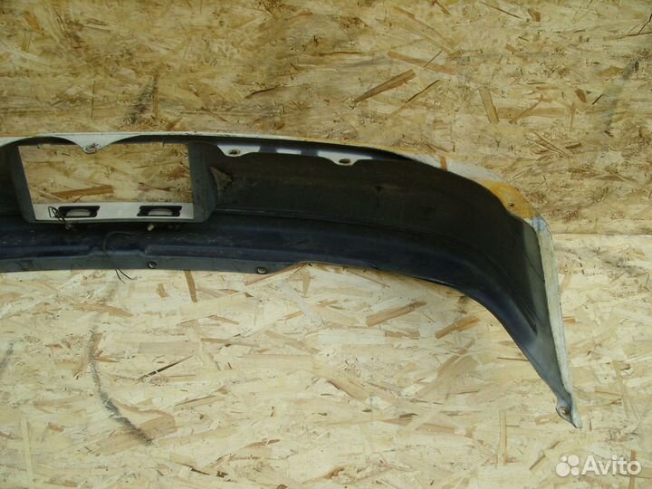 Бампер задний Toyota Starlet P80P81P82P85 Белыйцар