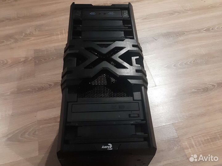 Корпус aerocool strike x one