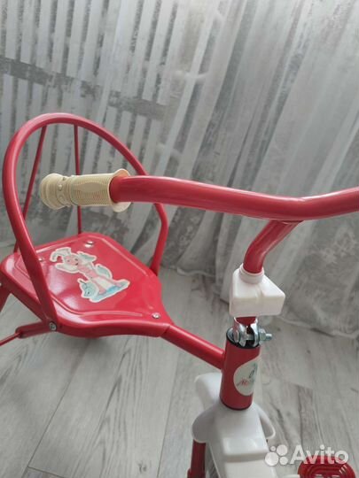 Детский трехколесный велосипед
