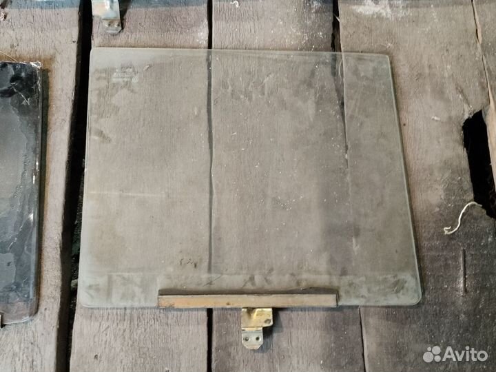 Стекла на ваз 2106