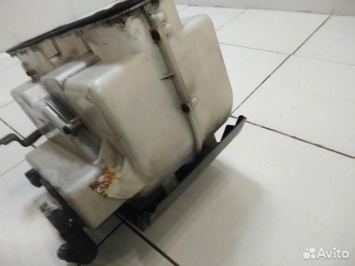 Корпус отопителя Mitsubishi Pajero 4 V93W 2007-202