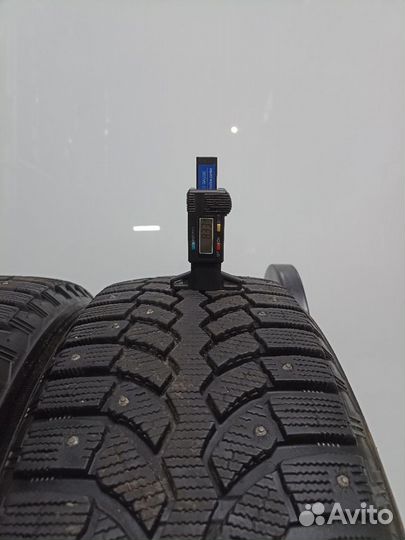 Bridgestone Blizzak Spike-01 225/65 R17