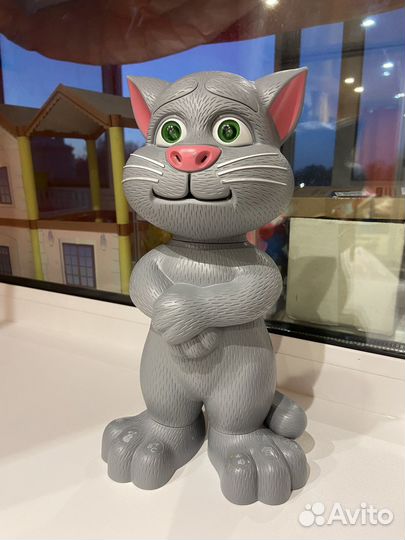Говорящий кот том