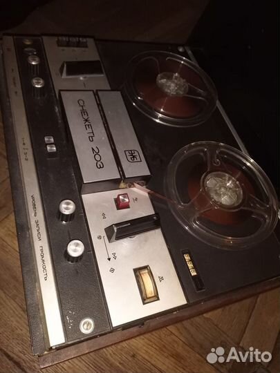 Катушечный магнитофон