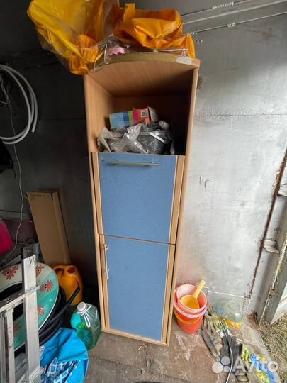 Бесплатно отдам 4 шкафа