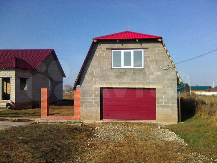 Дом 305,7 м² на участке 15 сот.