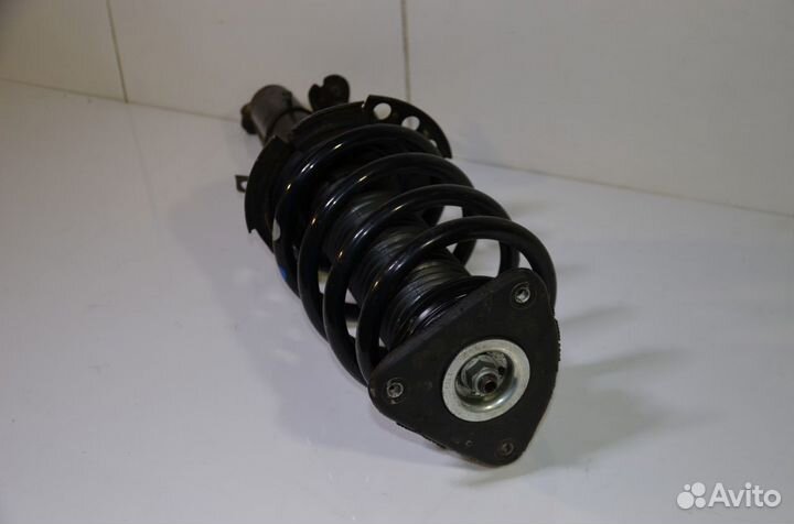 Амортизатор передний левый Ford Kuga 2 CBS