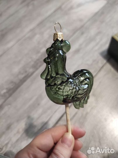 Елочная игрушка петушок на палочке стекло irena