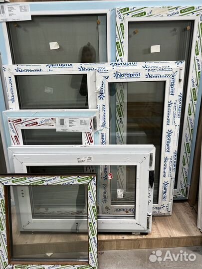 Окна в наличии 800*600; 50*50; 1000*1000 и др