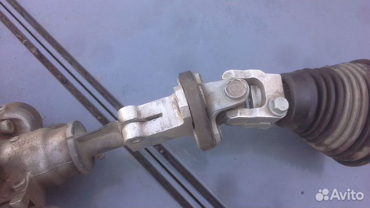 Кардан рулевой нижний Mercedes Benz e210