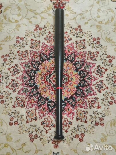 Бейсбольная бита