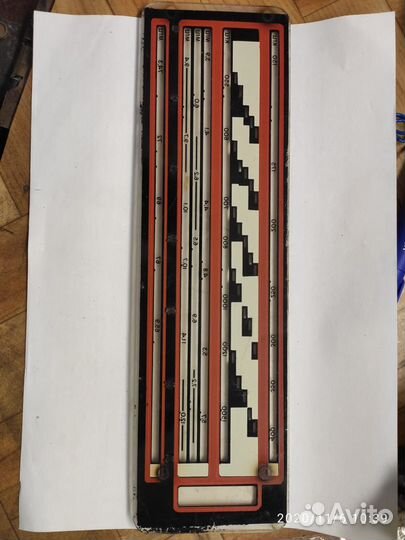 Шкалы, ручки переноски, задние стенки к радиоаппар