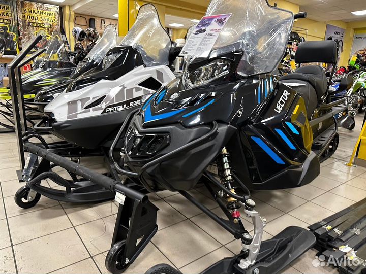 Снегоход RM Vector 551I Витрина