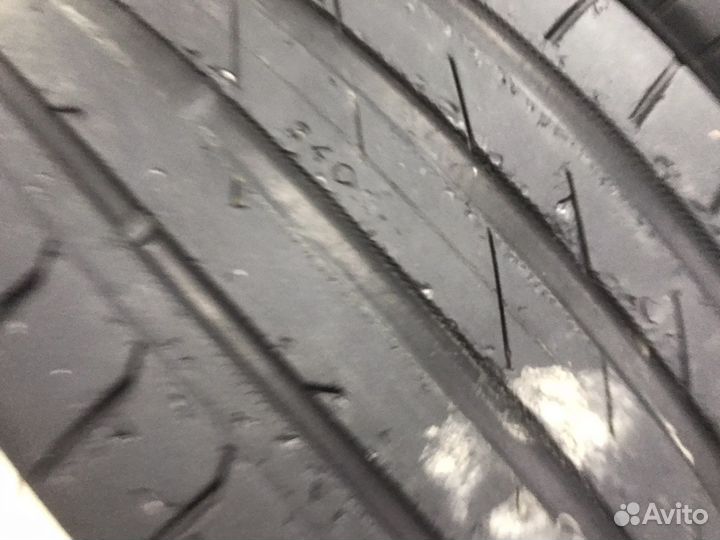 Nokian Tyres Hakka Black 245/40 R18 97Y