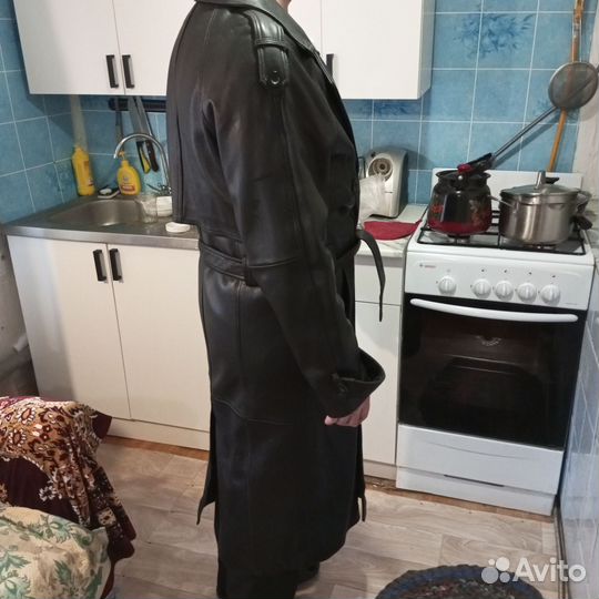 Кожаный плащ мужской длинный