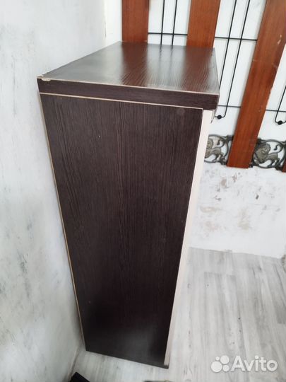 Шкаф (комод, тумба)