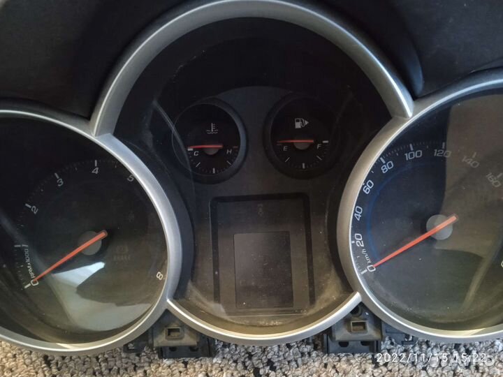 Приборная панель на chevrolet cruze