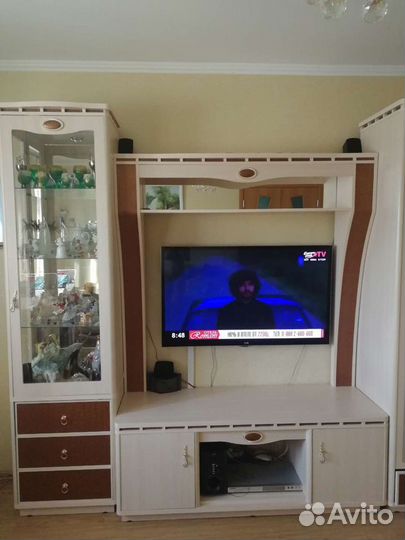 Стенка в гостиную