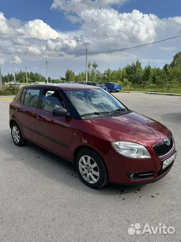 Skoda Fabia 2009 вишнёвая