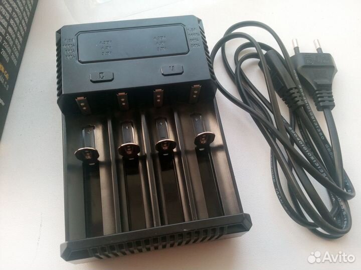Зарядное устройство Nitecore i4 new