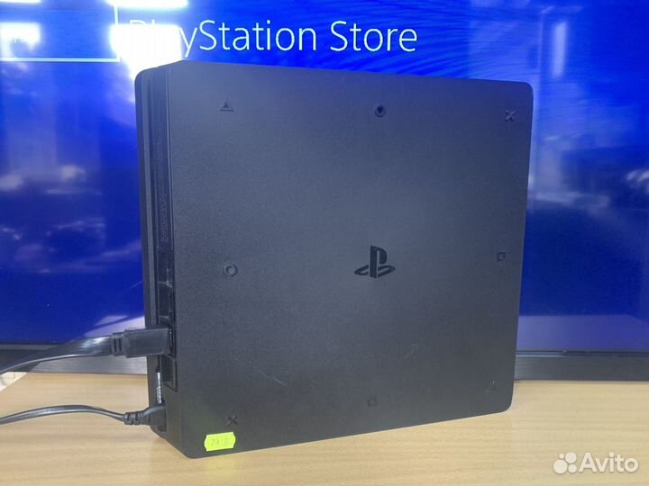 PlayStation 4 Slim Прошитая + 300 игр