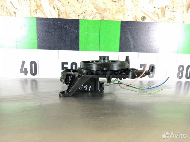 Моторчик заслонки отопителя Peugeot 408 2012-2021