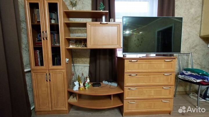 Стенка в гостиную