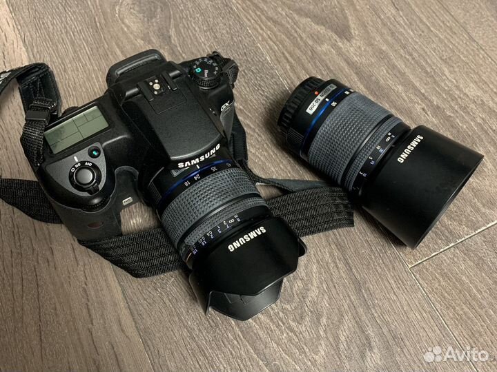 Зеркальный фотоаппарат Samsung GX20