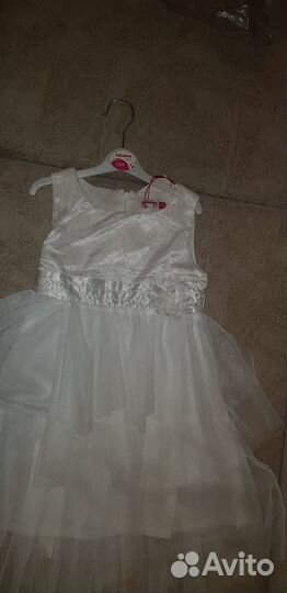 Нарядное платье