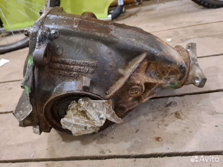 Задний редуктор w212