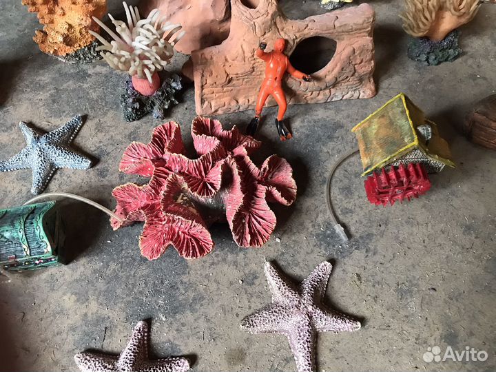 Украшения для аквариума