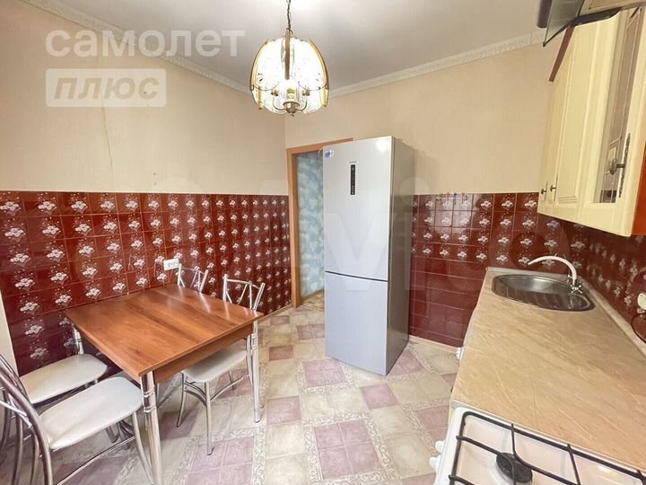 3-к. квартира, 66 м², 3/9 эт.