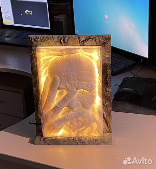 Панно, картины из натурального камня