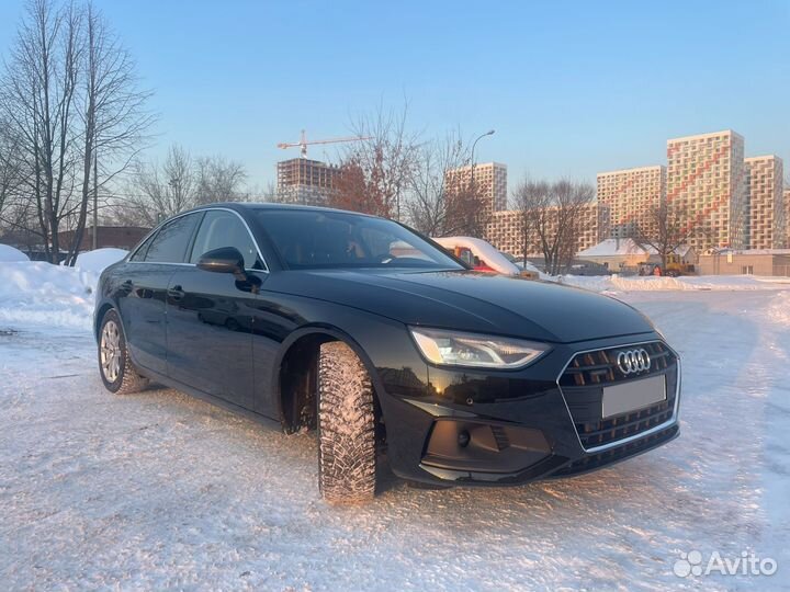 Audi A4 2.0 AMT, 2022, 2 700 км