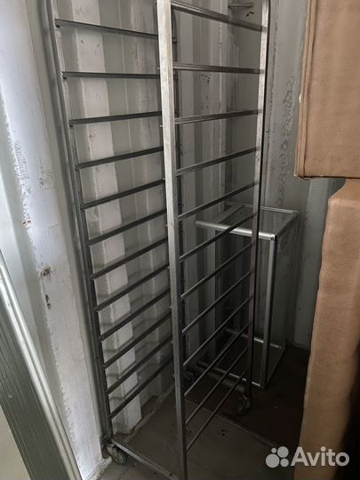 Тележка шпилька для подносов