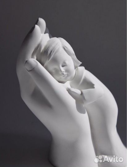 Подарок маме Статуэтка Рука матери