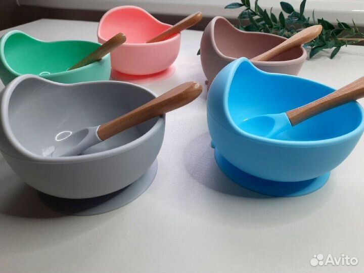 Детская силиконовая чаша с ложечкой