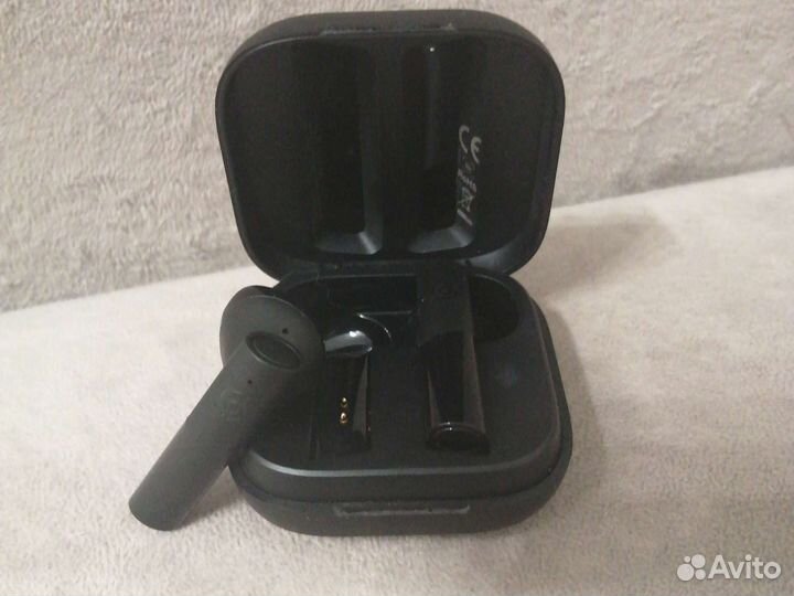 Беспроводные наушники haylou в отличном состоянии