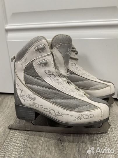 Коньки фигурные детские 35 размер