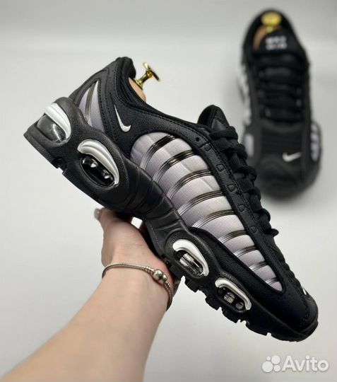 Nike Air Max Tailwind 4 Black x White