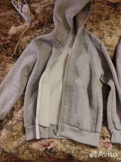 Спортивный утеплённый костюм, 42 размер