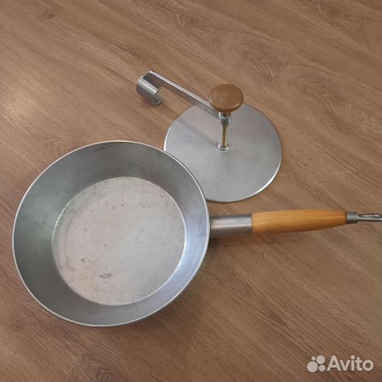 Сковорода для цыпленка табака