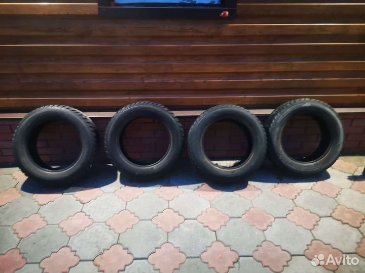 Sava Eskimo Stud 185/65 R15