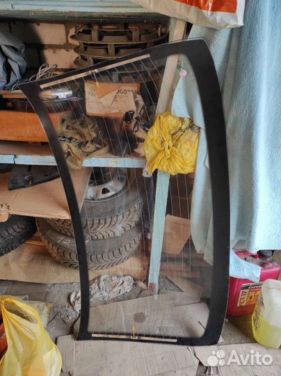 Заднее стекло ваз 2110