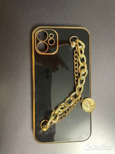 Чехол на iPhone 11