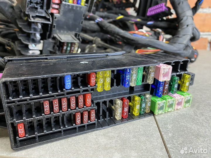 Блок предохранителей Skoda Rapid